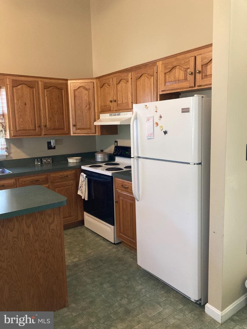 1201 Progress Road photo 3
