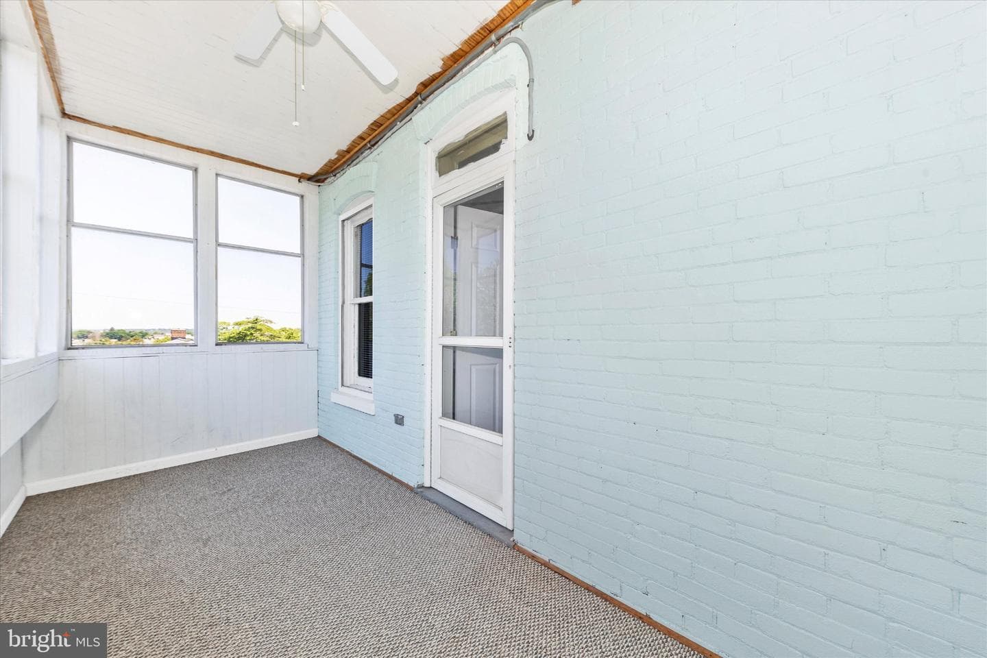 140 N Grant Street photo 31