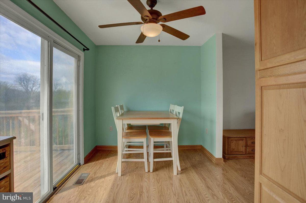 3628 Harold Place photo 16