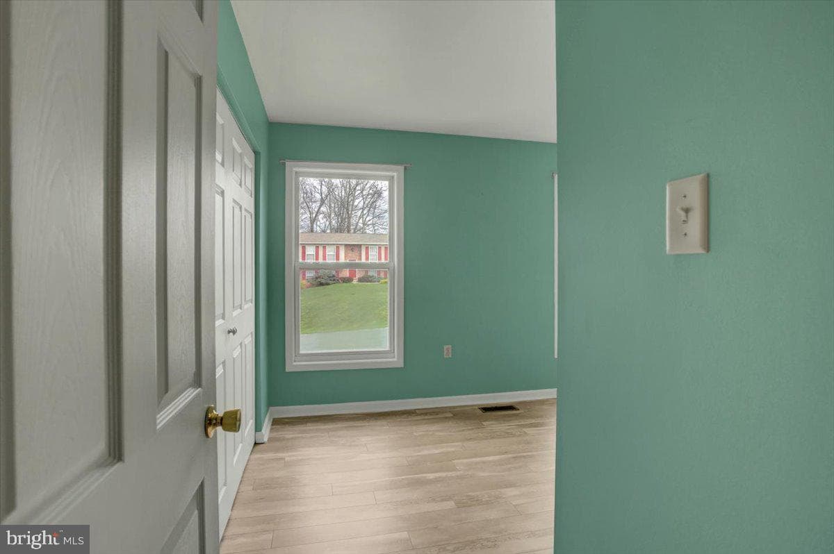 3628 Harold Place photo 24