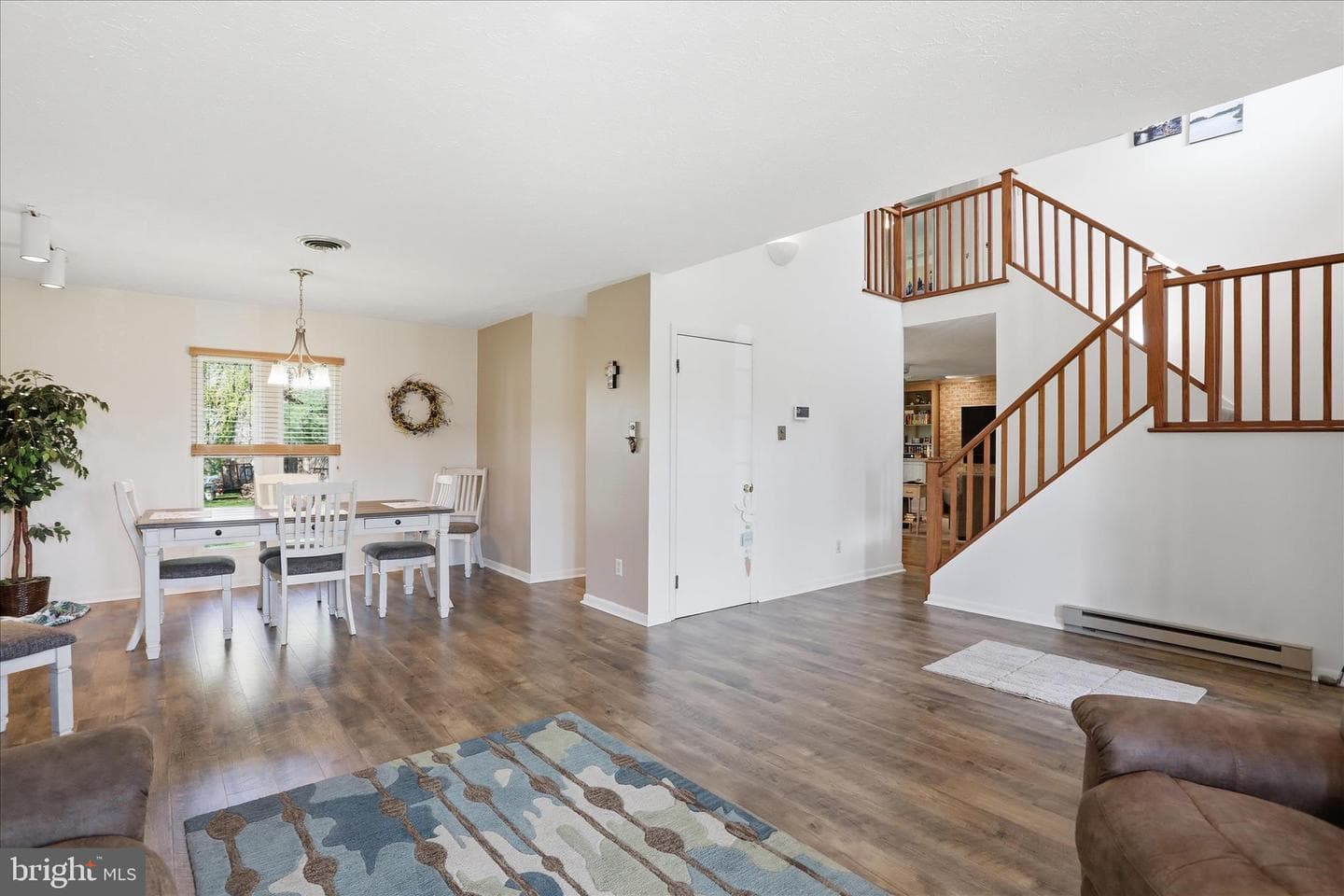 251 Stonegate Circle North N photo 13