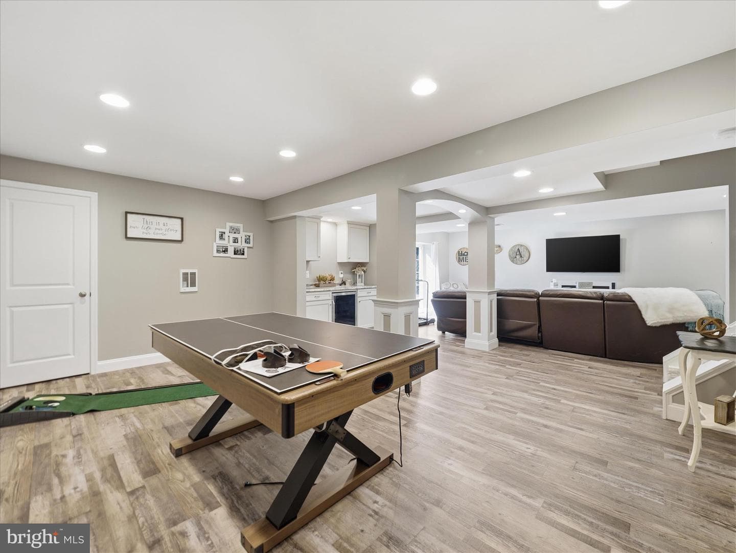 1356 Emilys Court photo 40