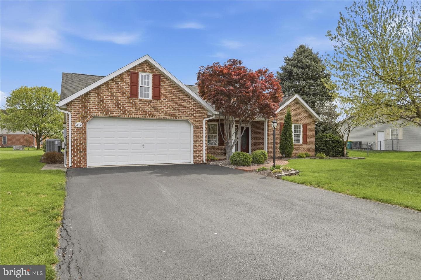 340 Suelinn Drive photo 5