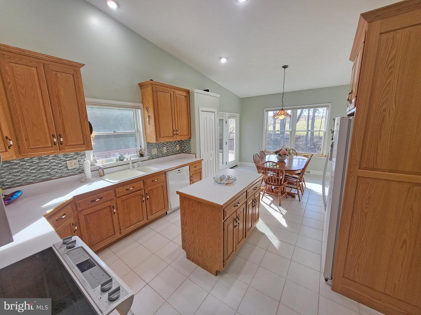 132 Buckingham Drive photo 7