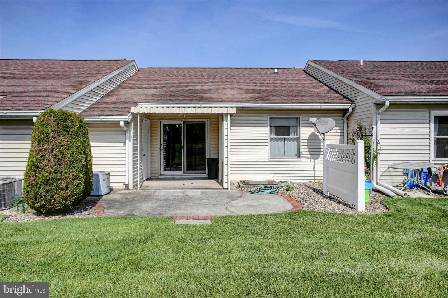 1084 Westgate Drive photo 26