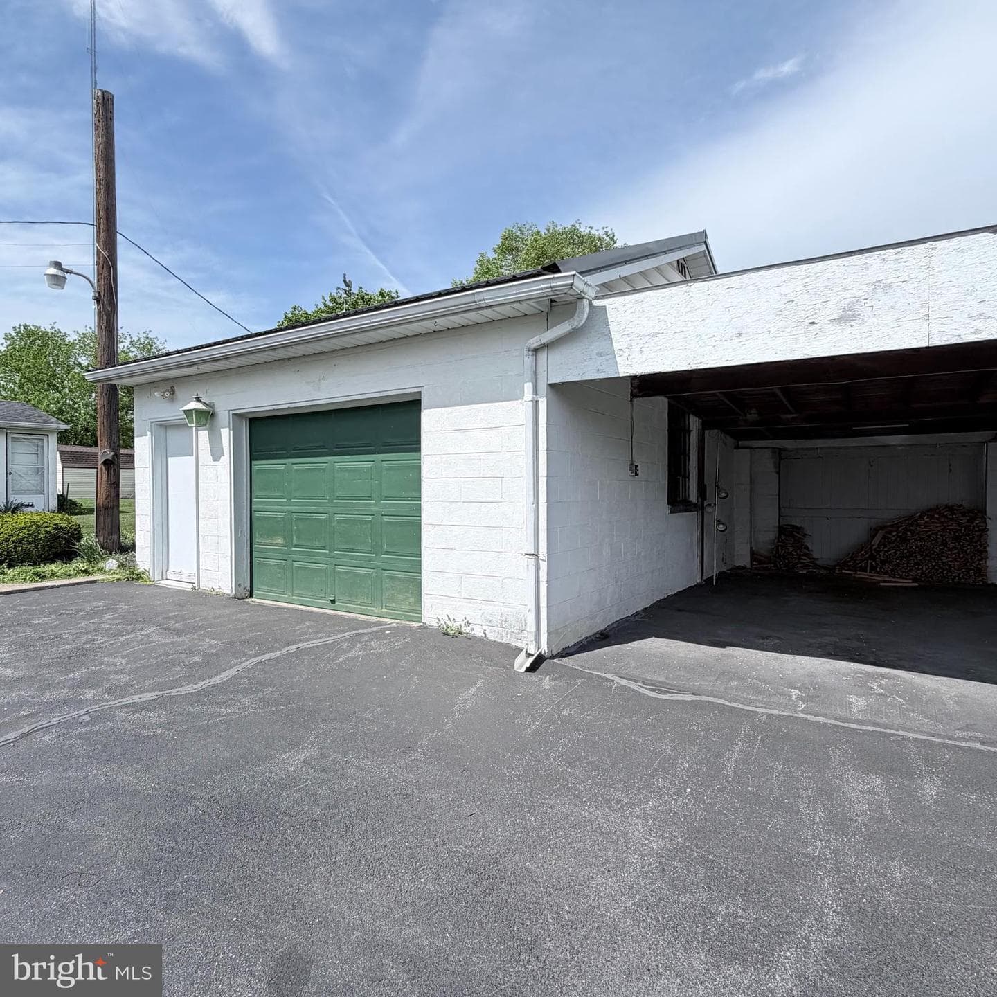 1077 Paper Mill Road photo 5