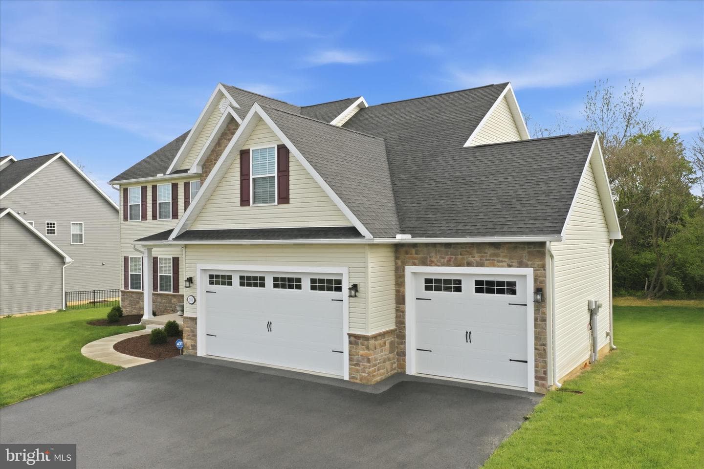 153 Delanie Drive photo 4
