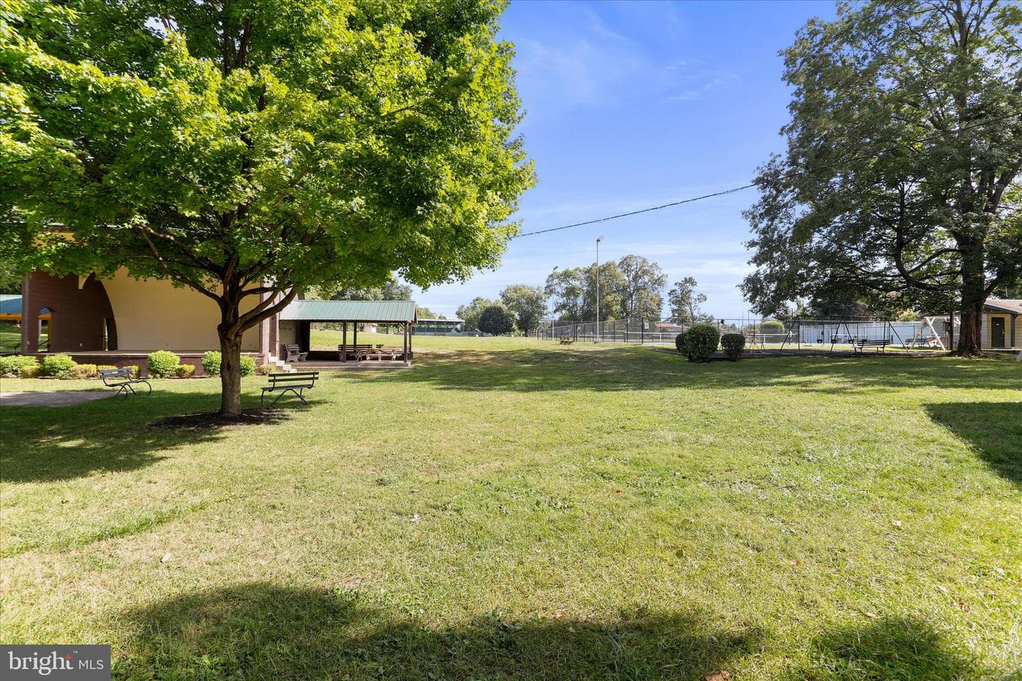 46 N Carlisle Street photo 60