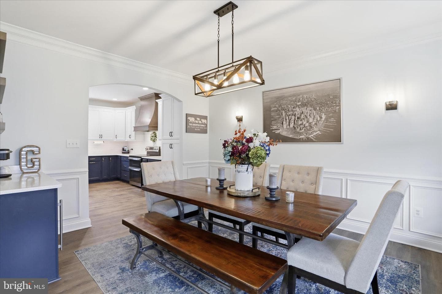 1288 Emilys Court photo 4