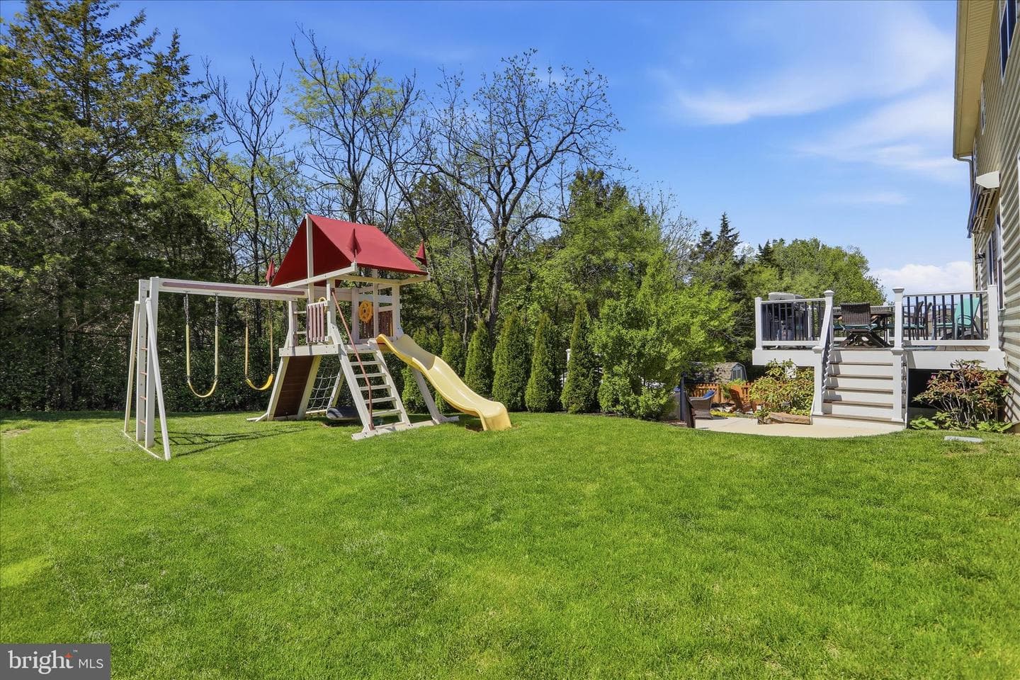1288 Emilys Court photo 43