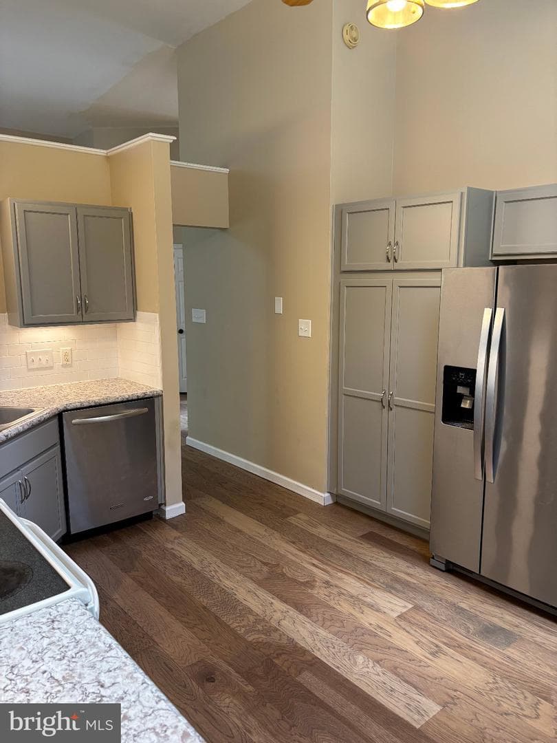 6188 Greenbriar Lane photo 13