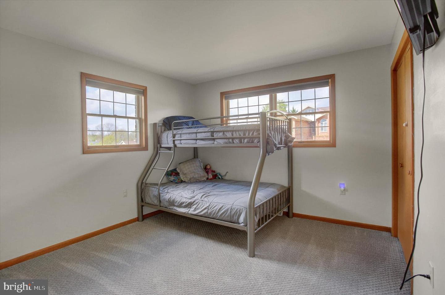 250 Jade Drive photo 21