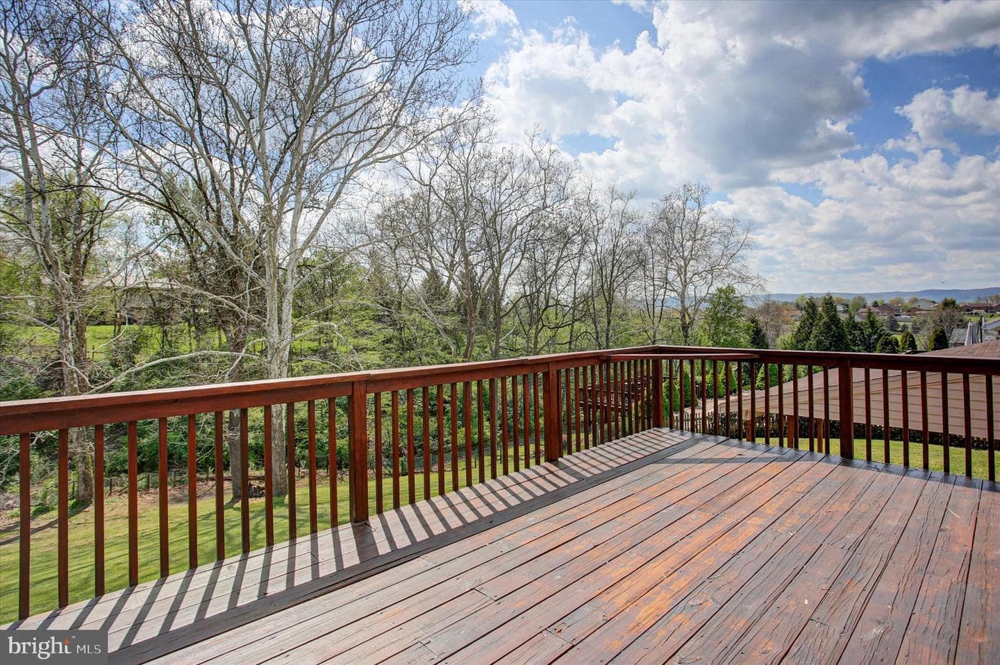 250 Jade Drive photo 4