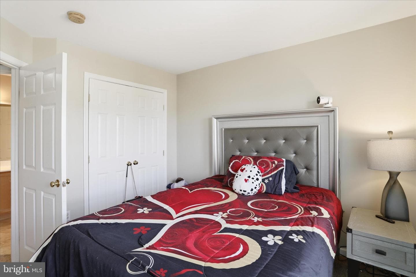 334 Lantern Ln photo 29