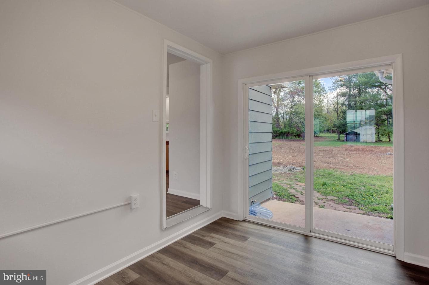 14944 Sherwood Drive photo 10