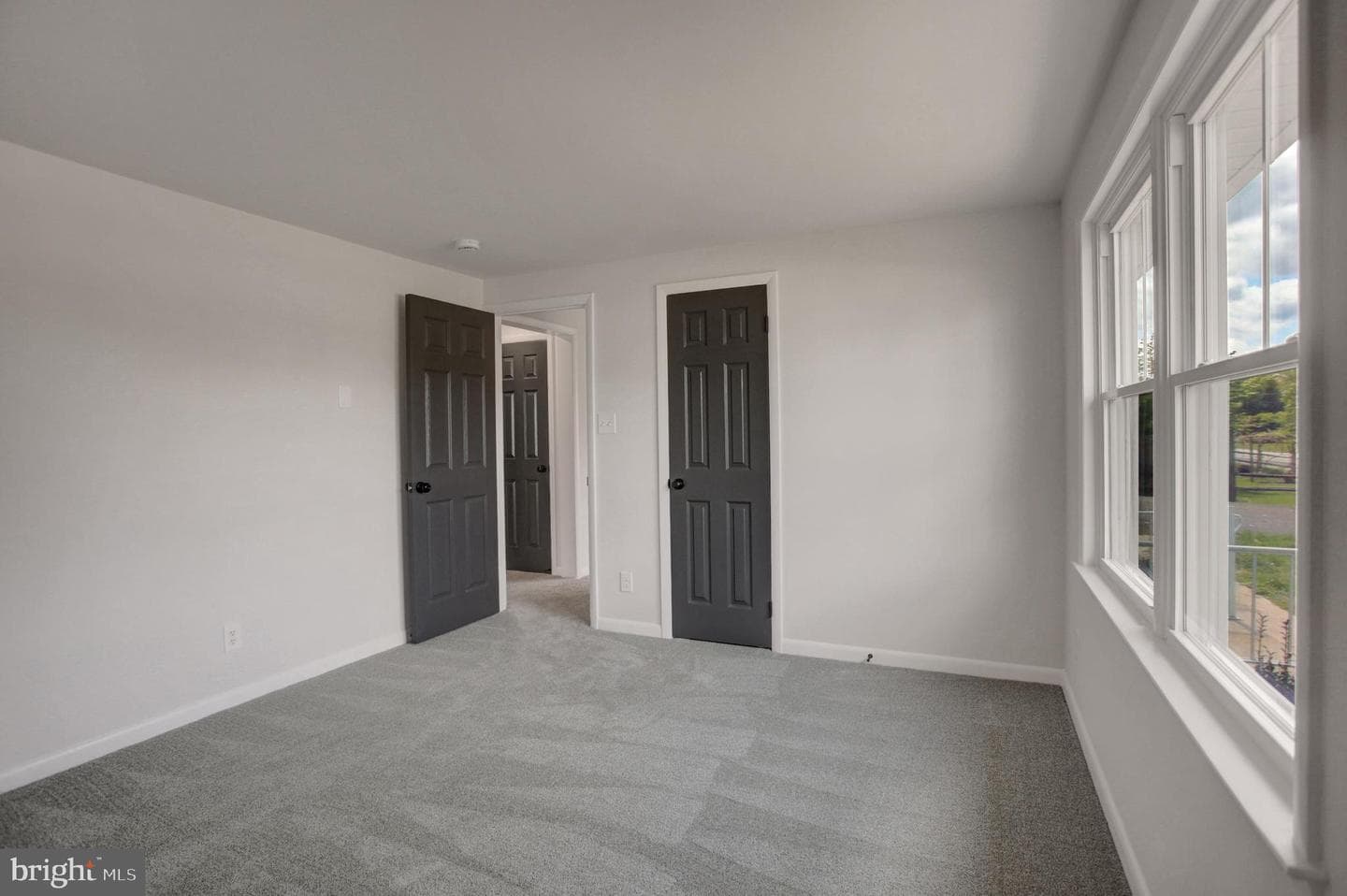 14944 Sherwood Drive photo 14