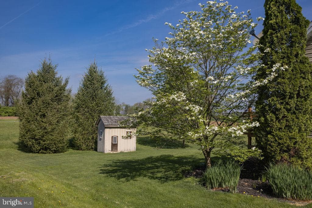 118 Baker And Russell Drive photo 49