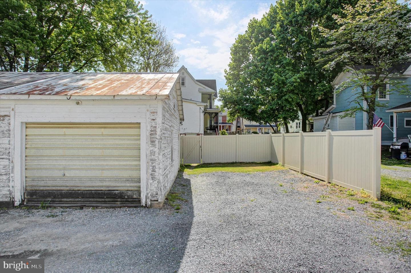 54 Clayton Avenue photo 35