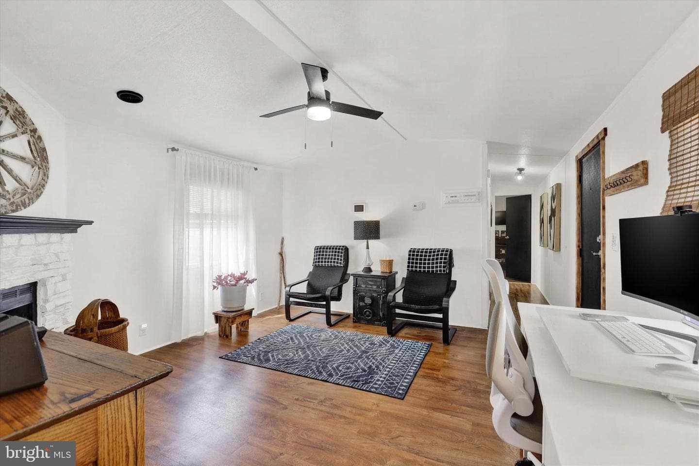 649 Franklin Street N #120 photo 8