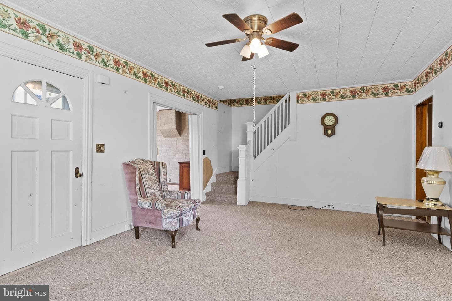 351 E E Catherine Street photo 16