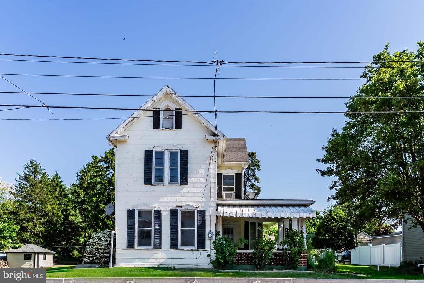 351 E E Catherine Street photo 4