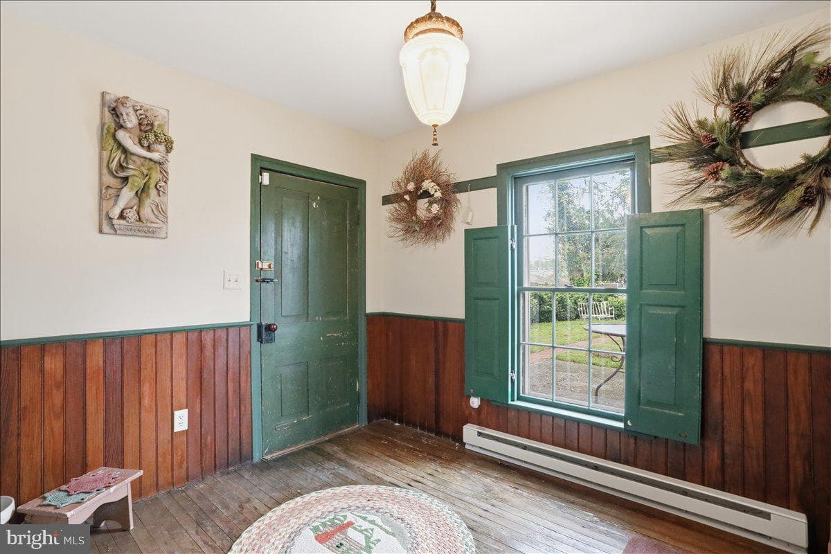 627 Philadelphia Avenue photo 22