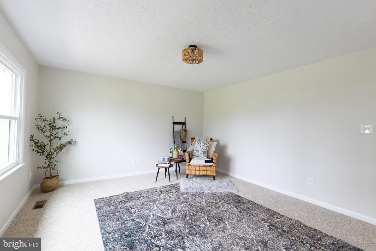 724 Warm Spring Road photo 2