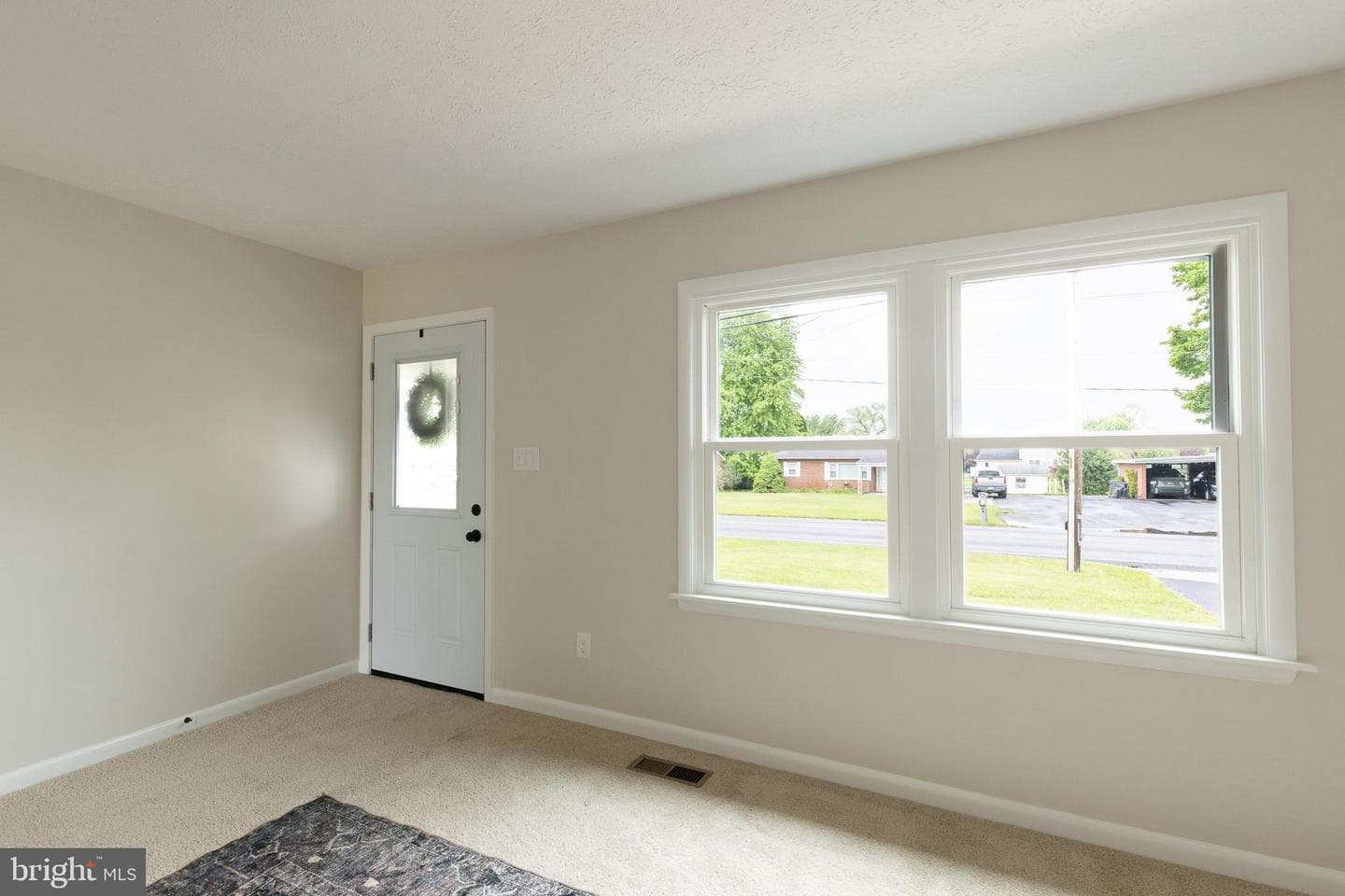 724 Warm Spring Road photo 3