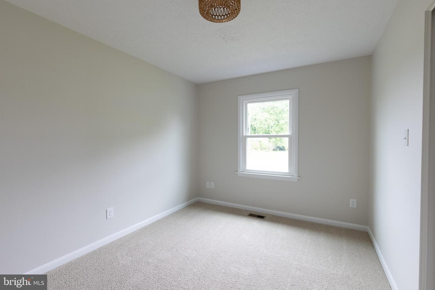 724 Warm Spring Road photo 8