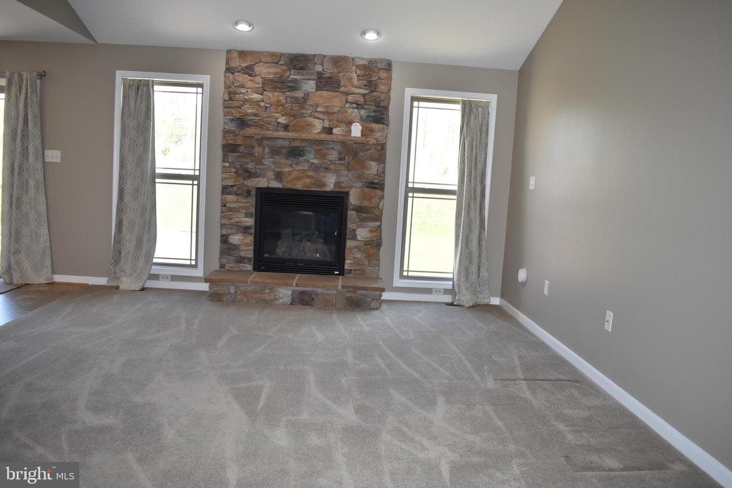 10912 Deerwood Drive photo 6