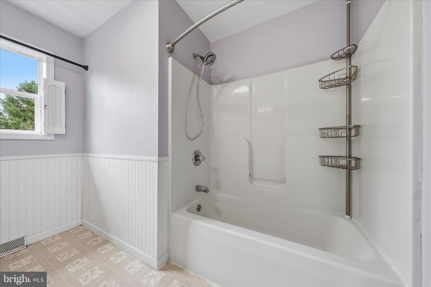 8757 Kings Road photo 31