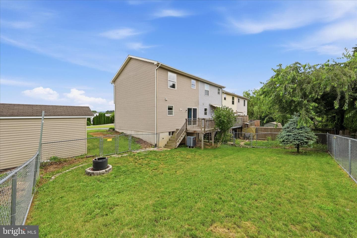 8757 Kings Road photo 46