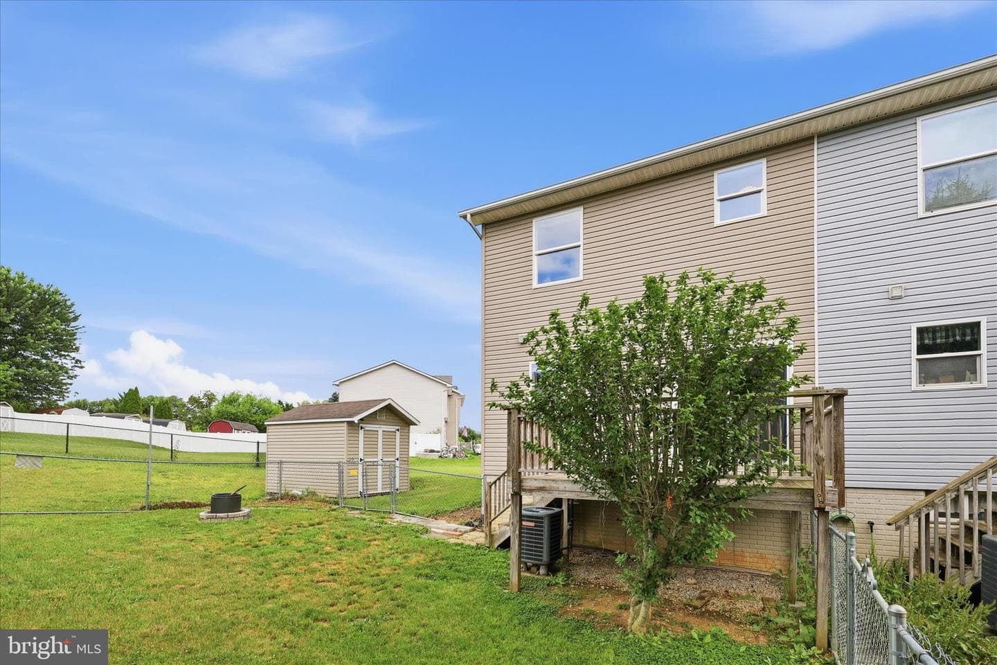 8757 Kings Road photo 48