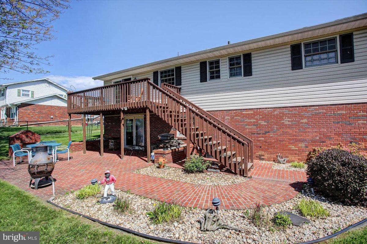 328 Wayburn Street photo 7