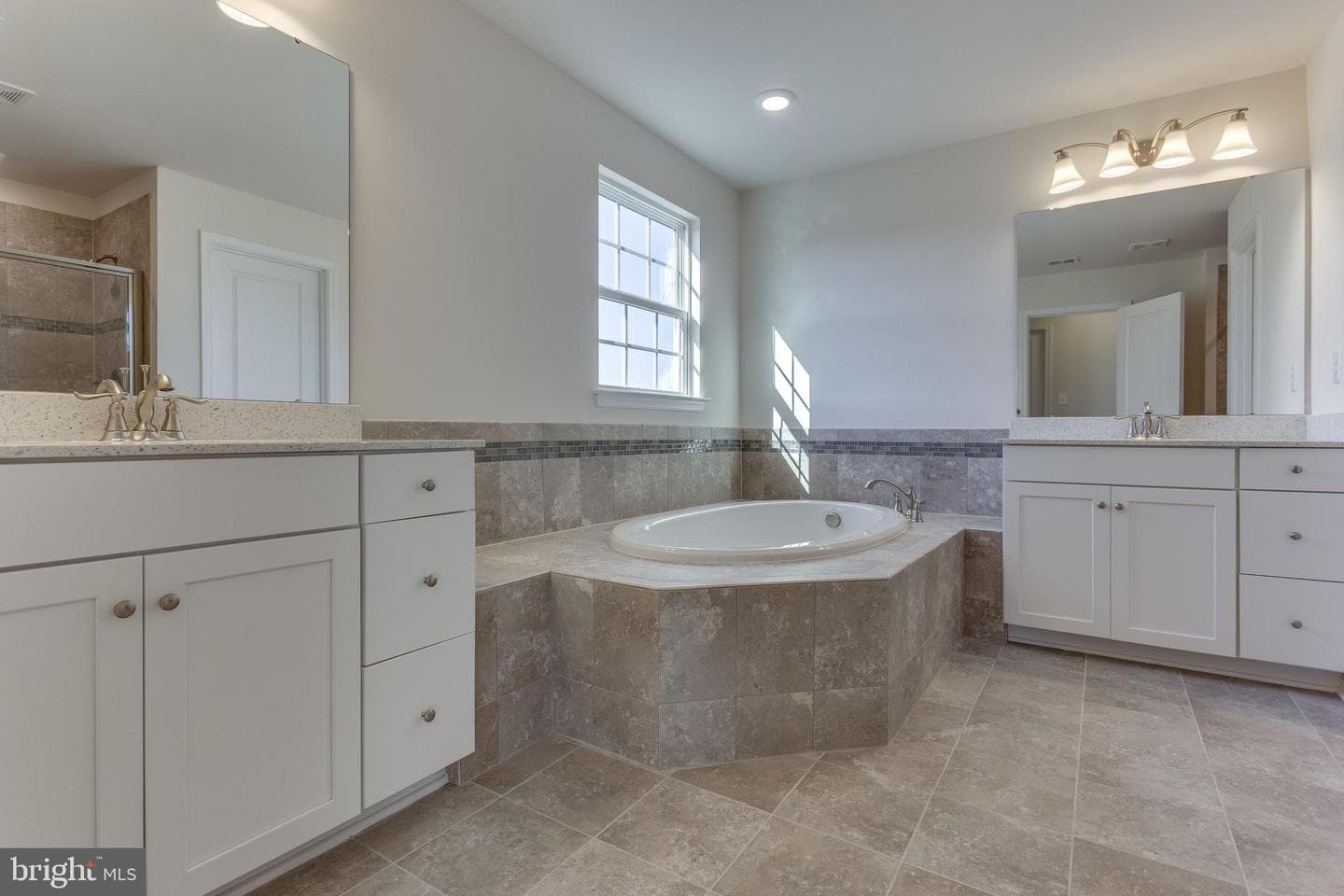 52680vb Shannon Drive South photo 25