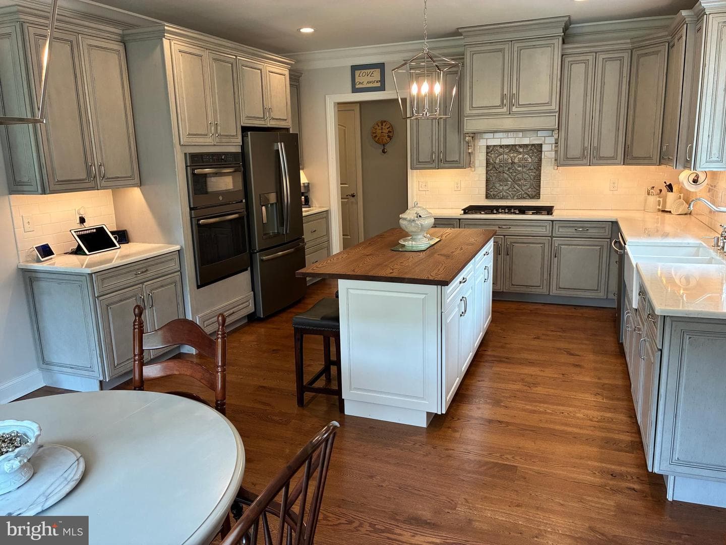 500 Brookview Drive photo 14