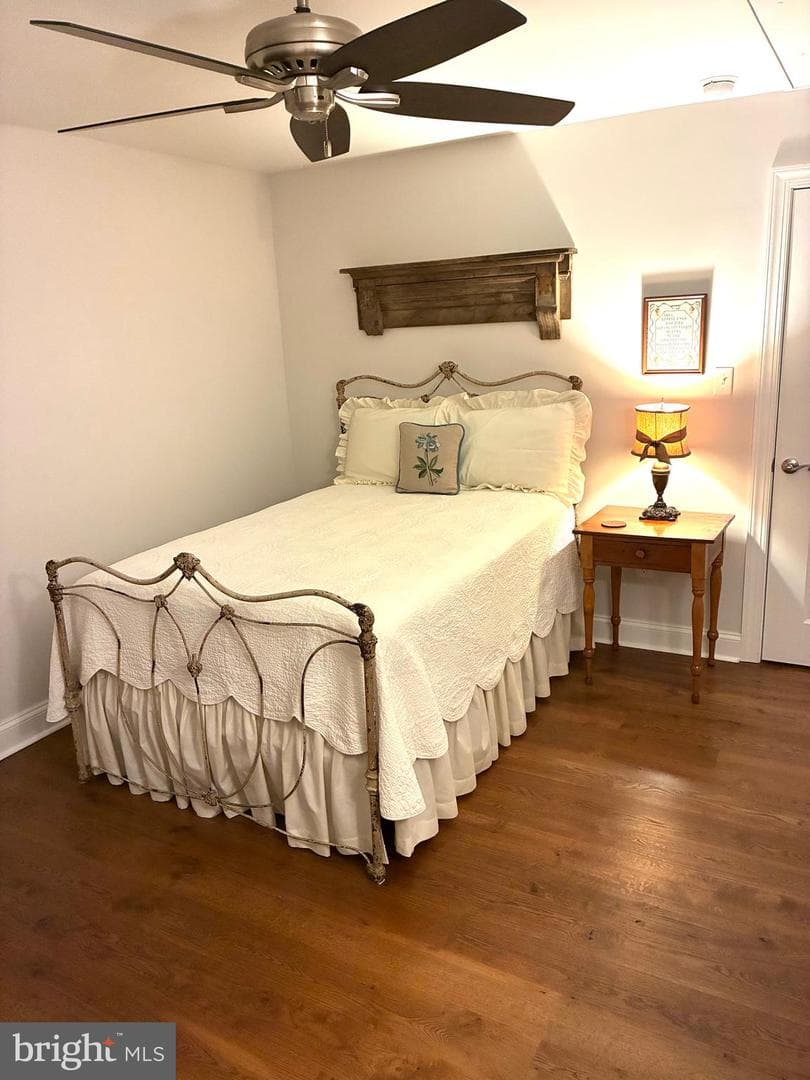 500 Brookview Drive photo 27