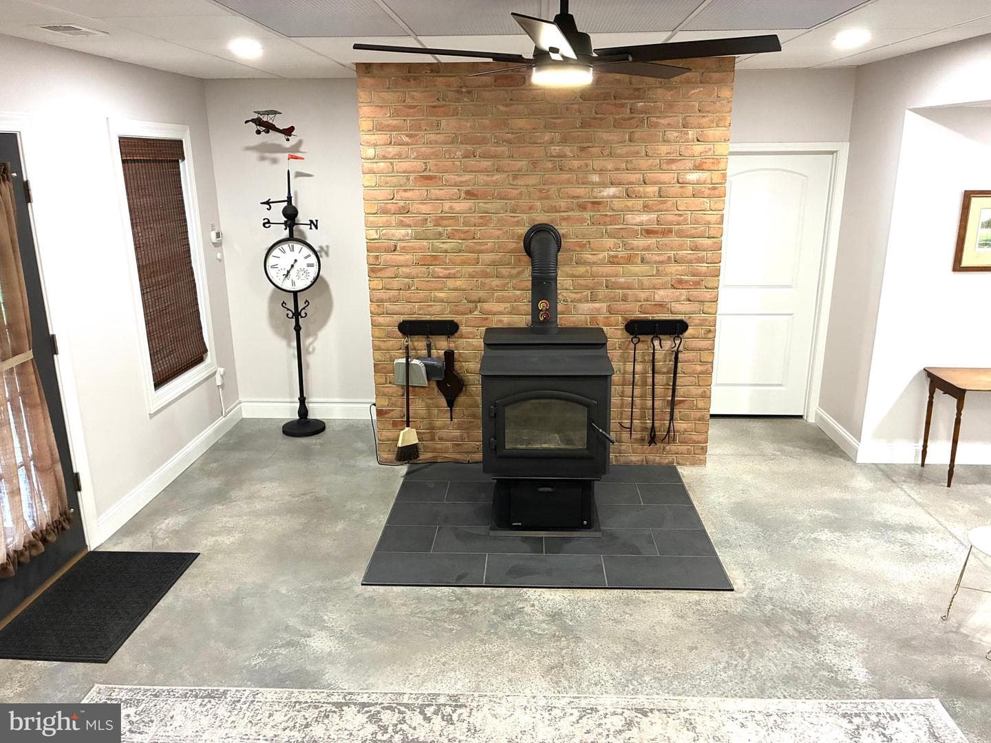 500 Brookview Drive photo 34
