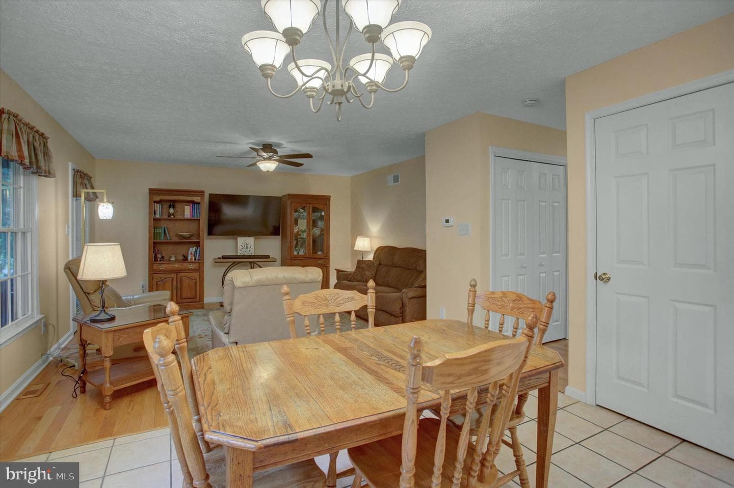 427 Bradley Lane photo 13