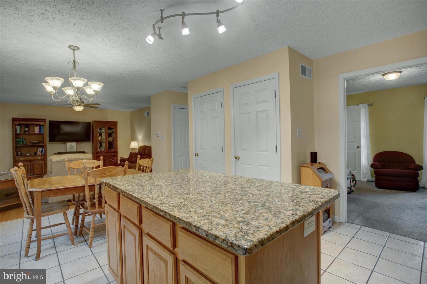 427 Bradley Lane photo 19
