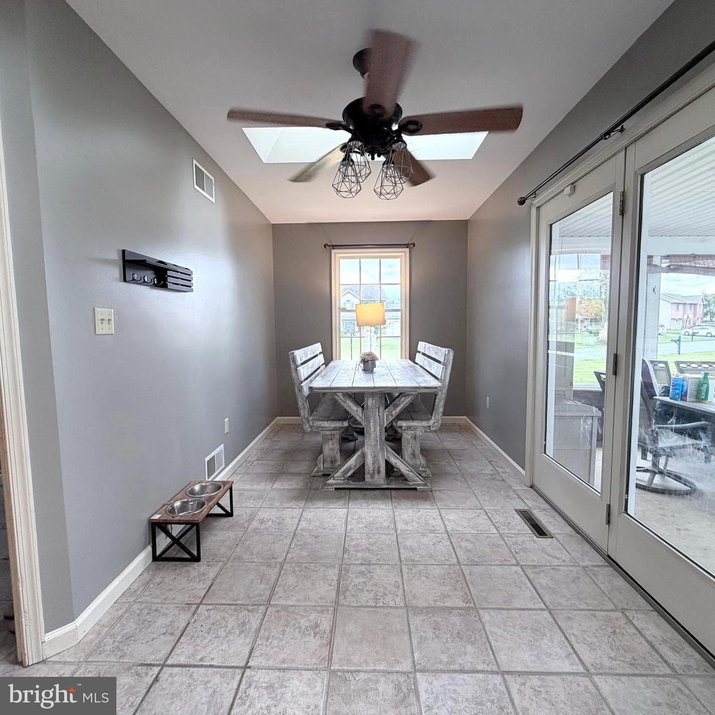 631 Eric Drive photo 9