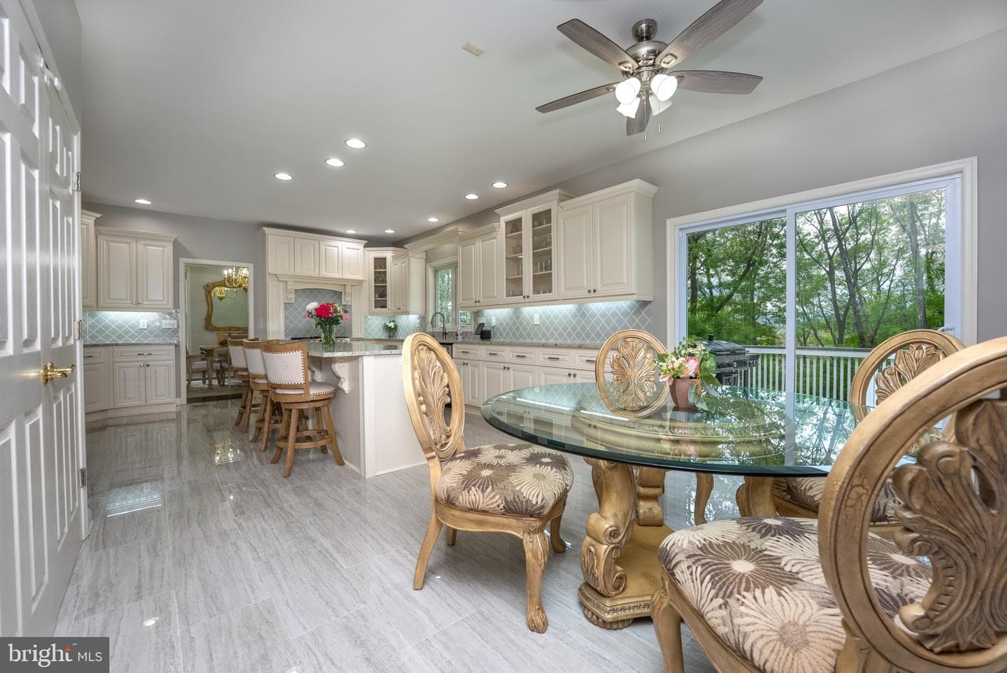 2384 Castlegreen Dr photo 24