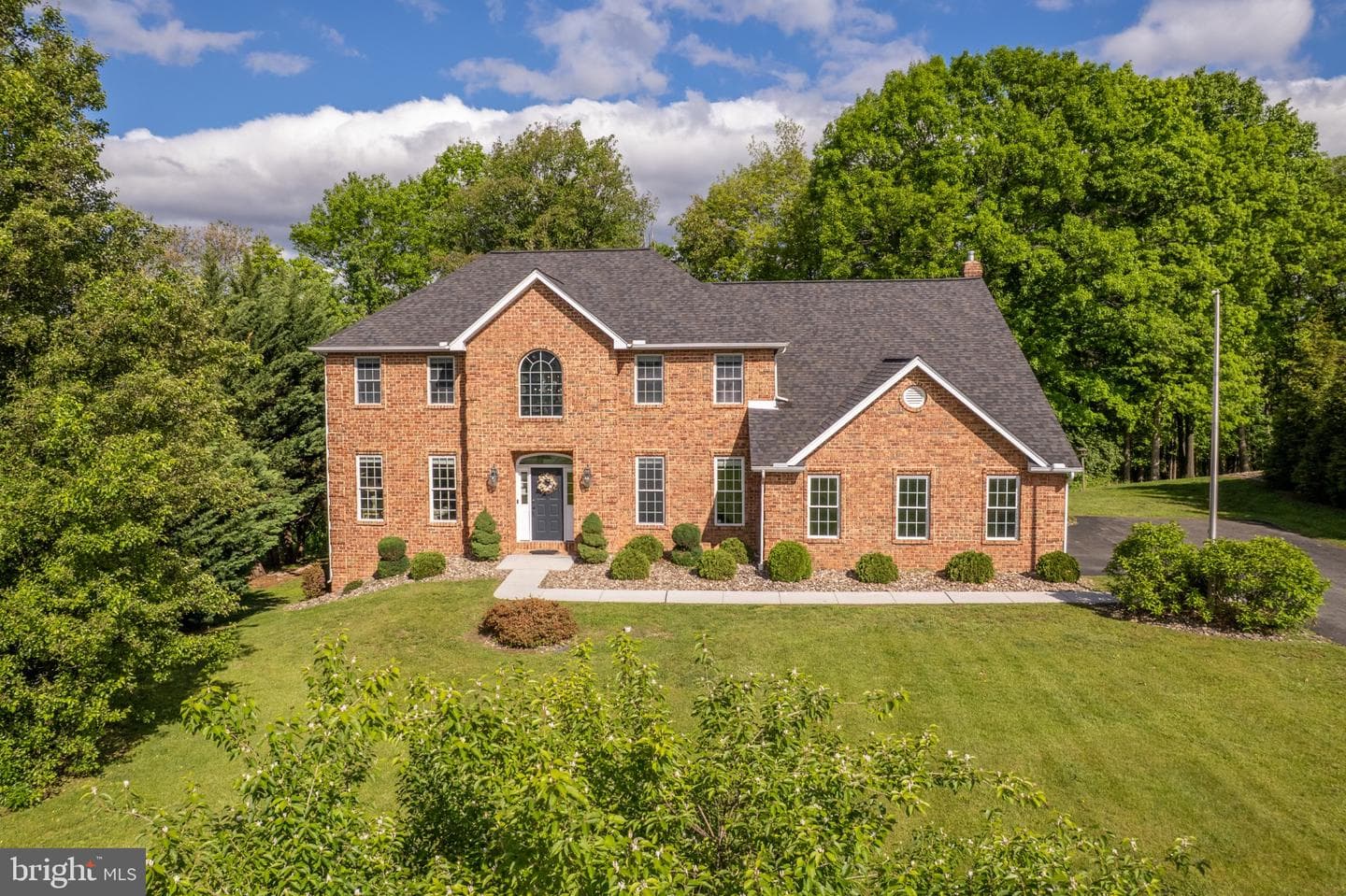 2384 Castlegreen Dr photo 94