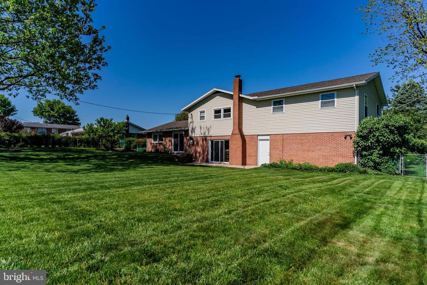 17 Kensington Drive photo 11