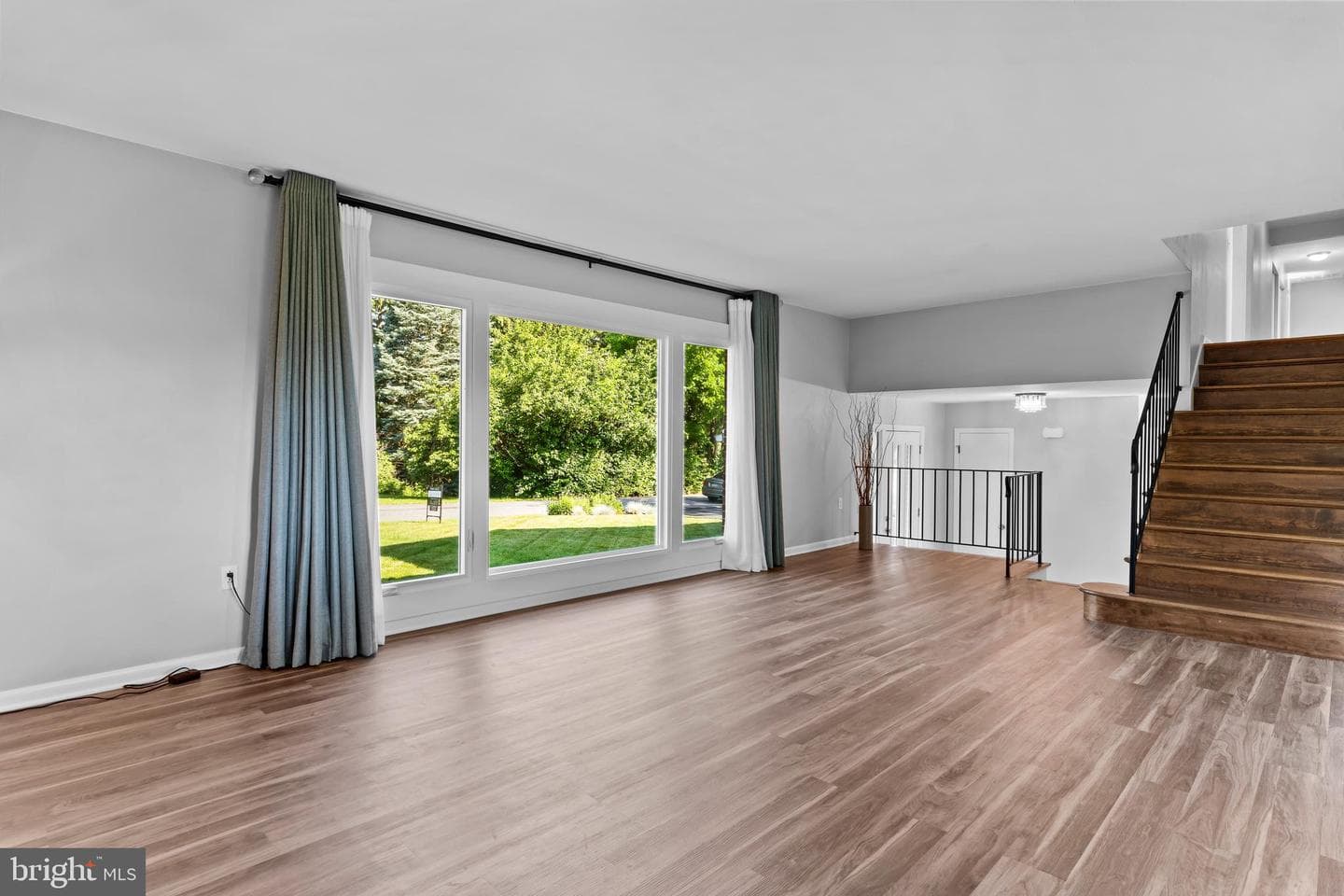 17 Kensington Drive photo 16