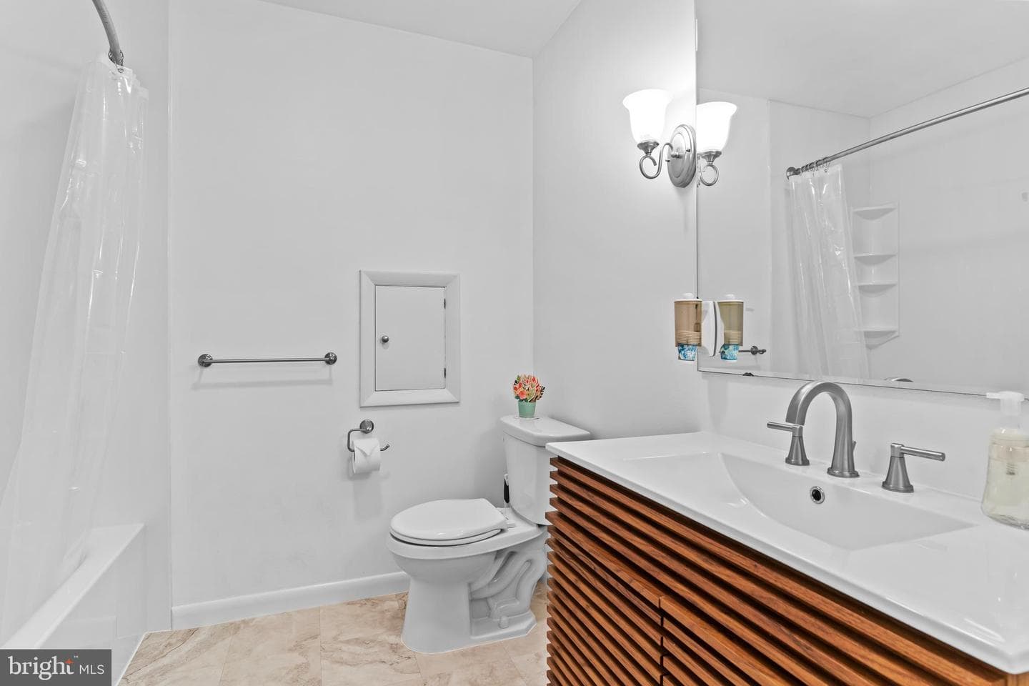 17 Kensington Drive photo 23