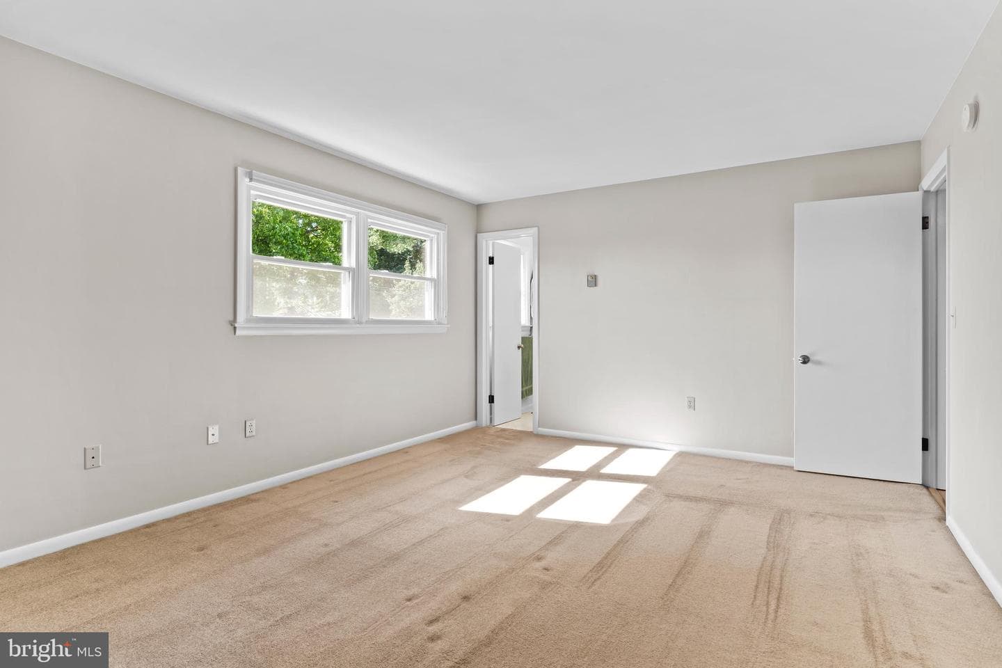 17 Kensington Drive photo 34