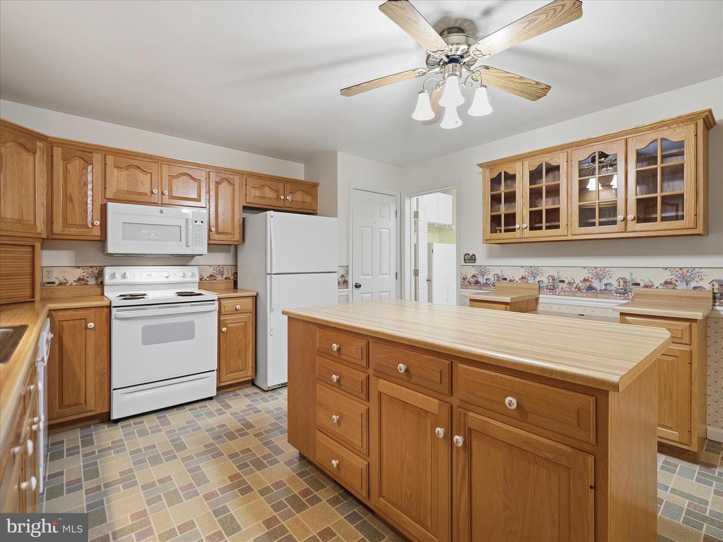 12274 Country Club Road photo 4