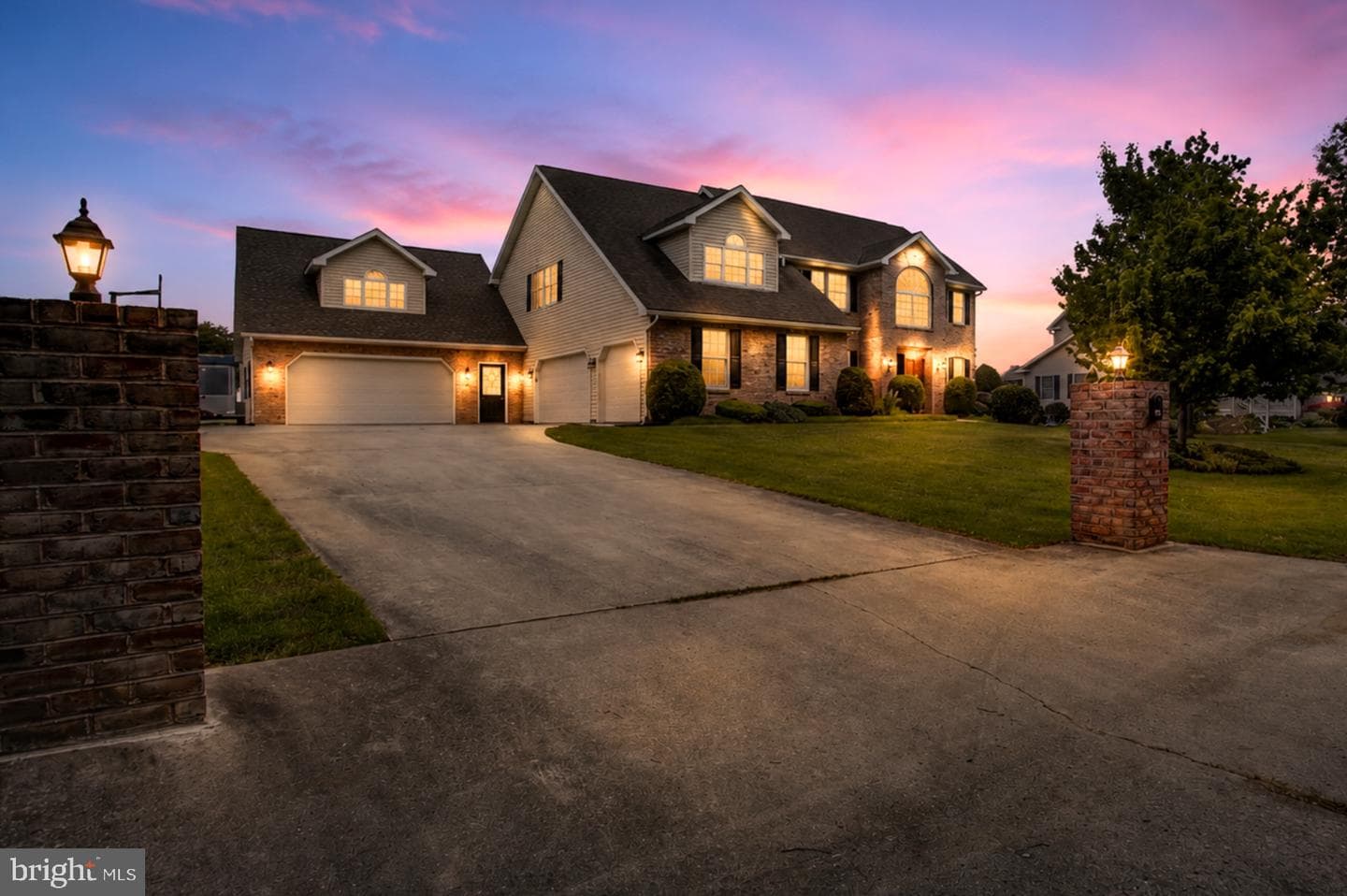 4171 Fletcher Drive photo 3