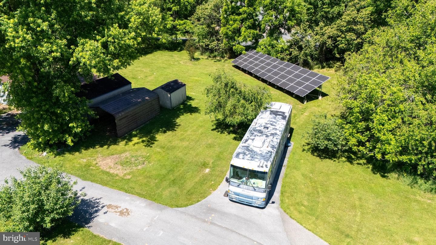 13927 Ridge Road photo 10